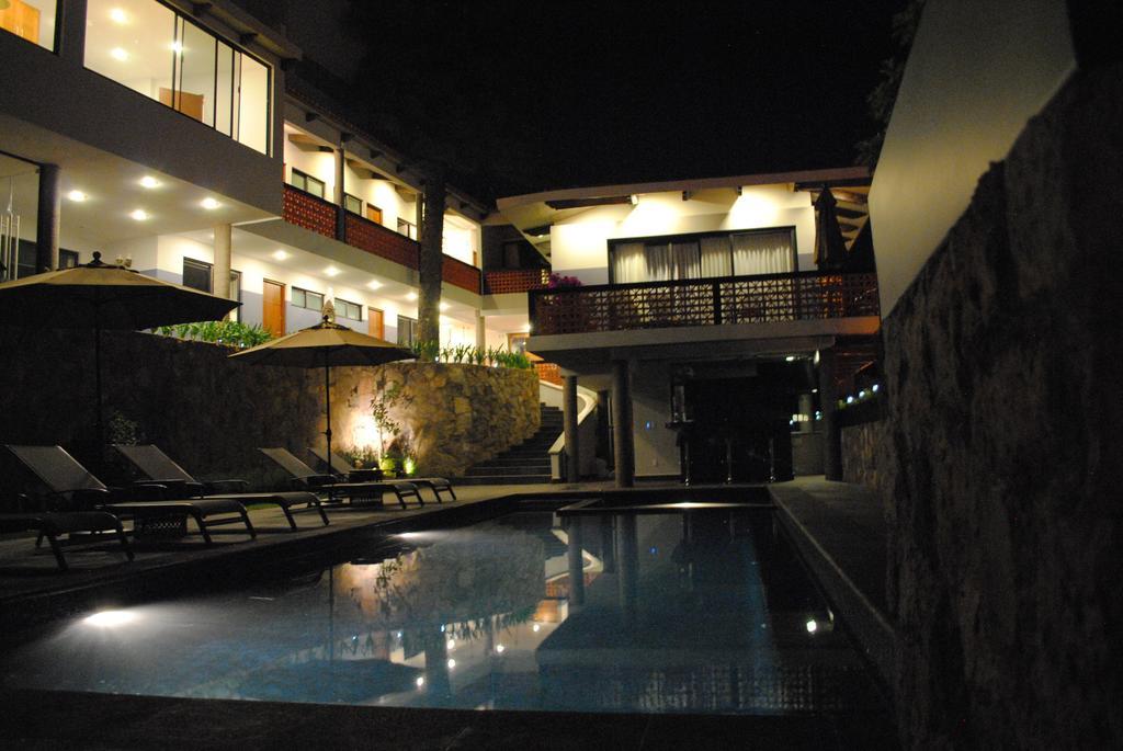 Araucaria Hotel Boutique Valle de Bravo Bagian luar foto